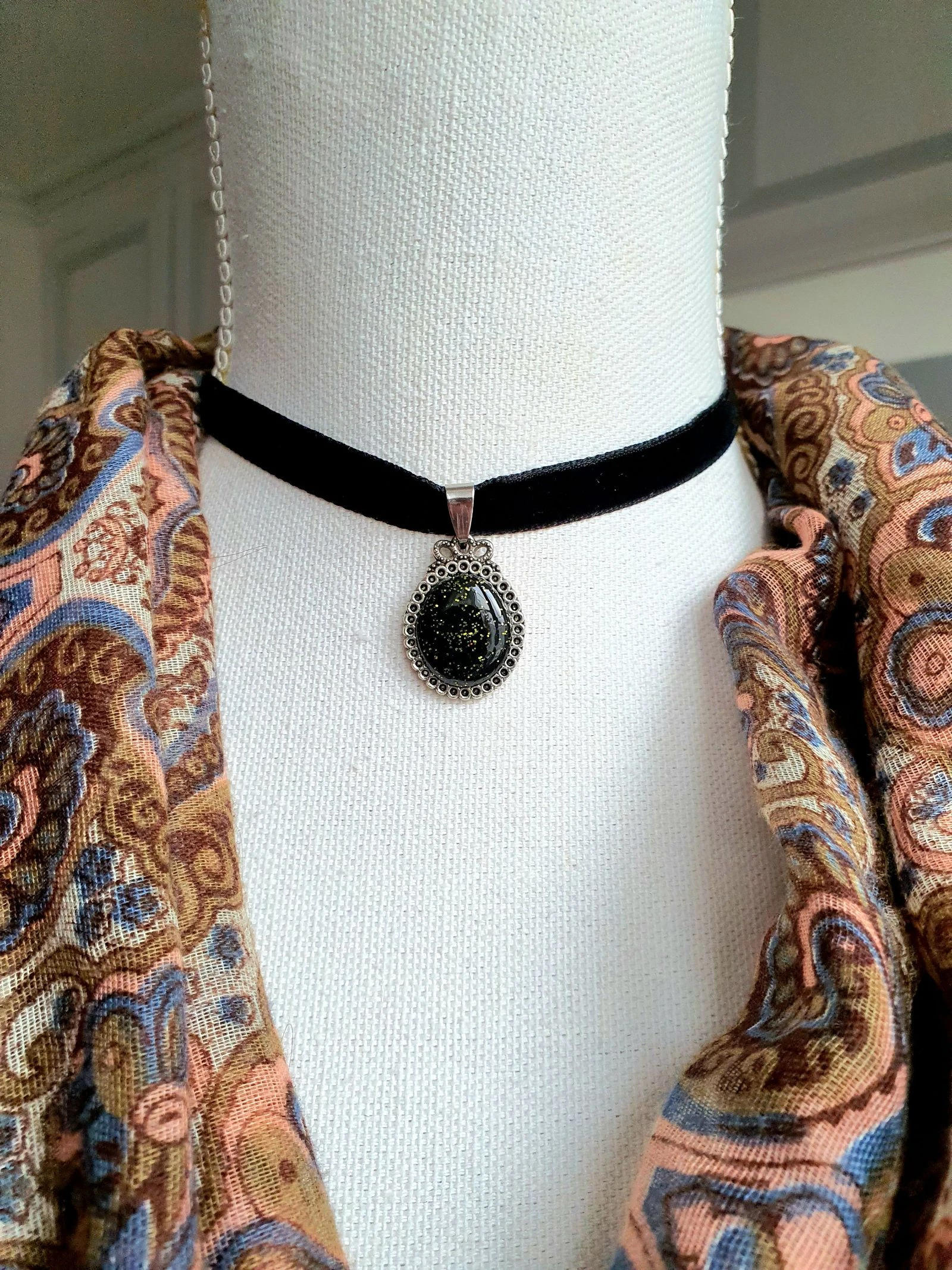 Choker – photo 3